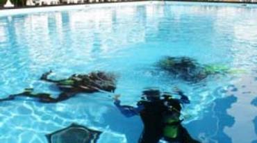 Learning to scuba dive in Funchal, Madeira